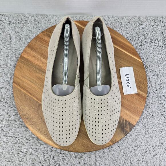 Ecco Felicia Gray Perforated Leather Daily Slip On Mini Wedge Flat Shoe Women 41 - Picture 6 of 14